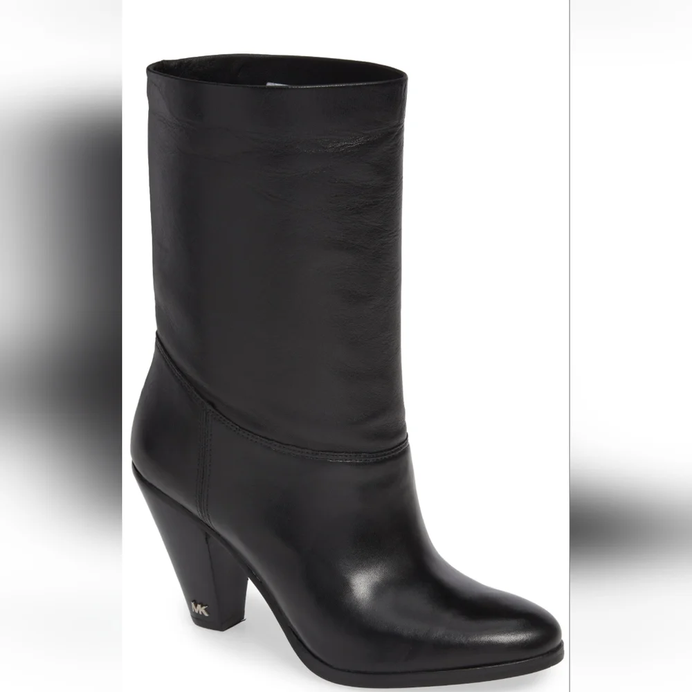 Michael Kors Leather Boots siz7.Conditin Ok.See 2 Last Picture Small Skrach .7 - Picture 1 of 10